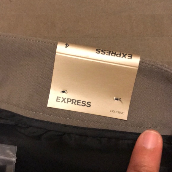 Dressy Shorts from Express ✨✨ Brand New - Picture 5 of 5